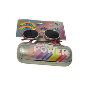 Girl Power Sunglasses, Hard Case & Hair Pins Set